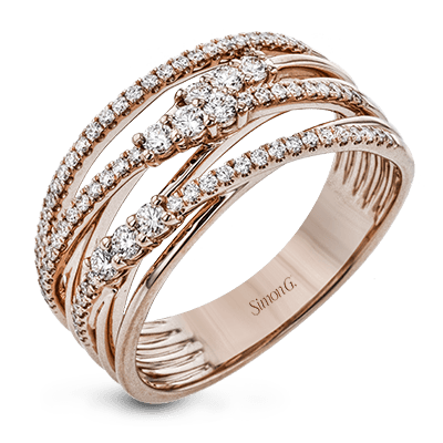 Right Hand Ring in 18k Gold with Diamonds