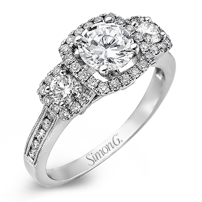 Engagement Ring in 18k Gold with Diamonds