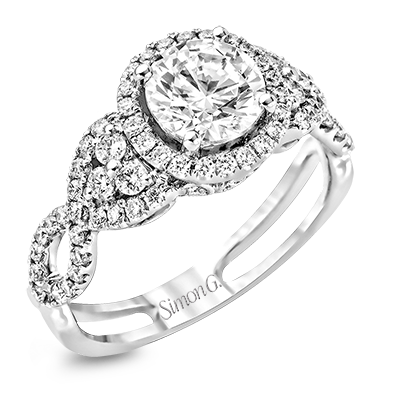 Engagement Ring in 18k Gold with Diamonds