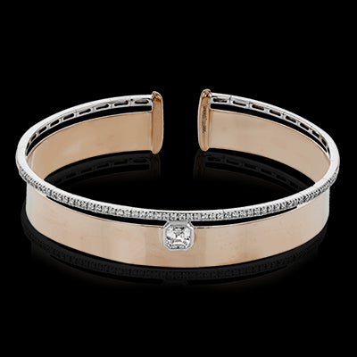 Bangle in 18k Gold with Diamonds