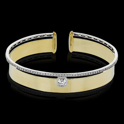 Bangle in 18k Gold with Diamonds