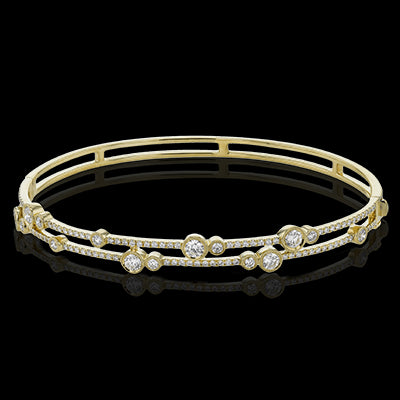Bangle in 18k Gold with Diamonds