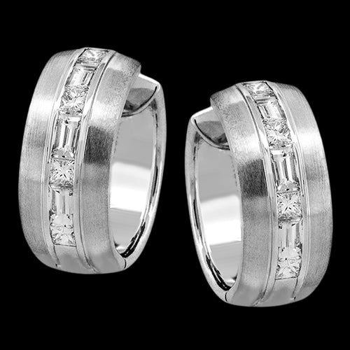 Hoop Earring in 18k Gold