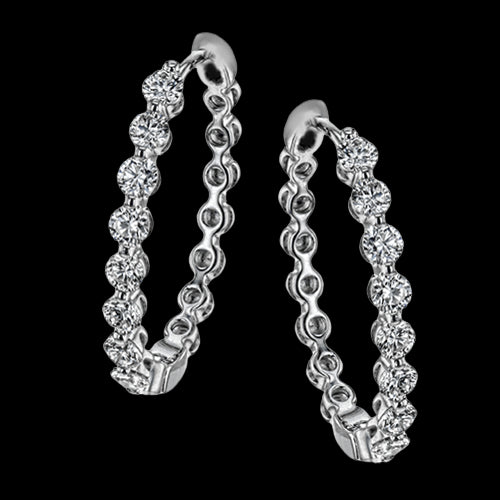 Hoop Earring in 18k Gold with Diamonds