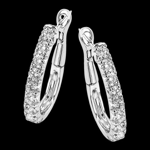 Hoop Earring in 18k Gold with Diamonds