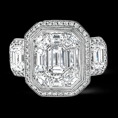 Engagement Ring in 18k Gold with Diamonds