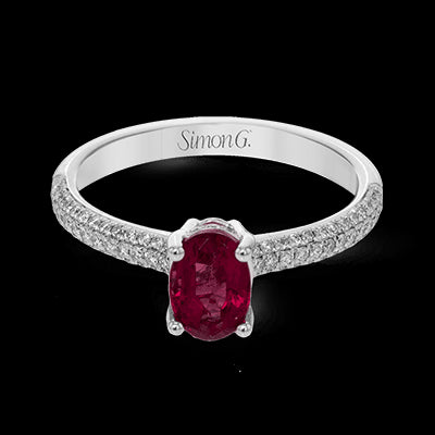 Color Ring in 18k Gold with Diamonds