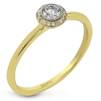 Engagement Ring in 18k Gold with Diamonds