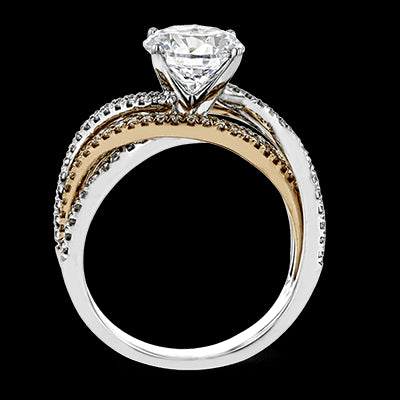 Engagement Ring in 18k Gold with Diamonds