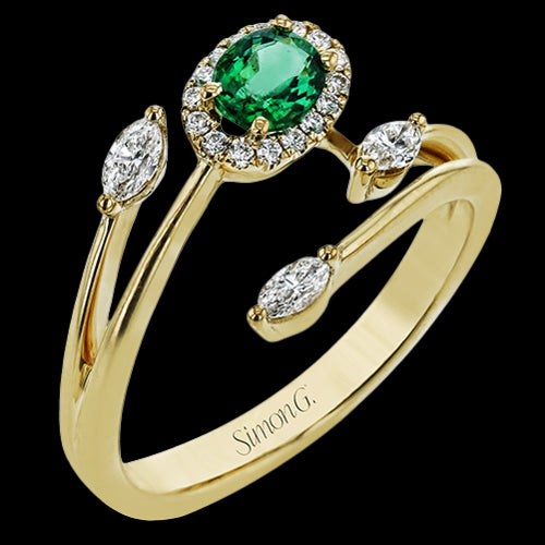 Color Ring in 18k Gold with Diamonds