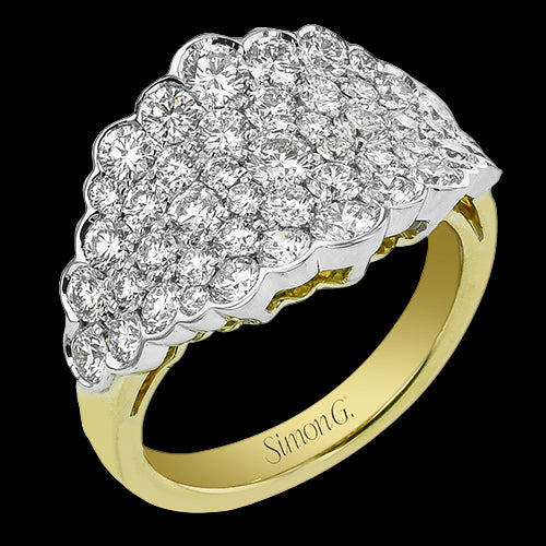 Right Hand Ring in 18k Gold with Diamonds