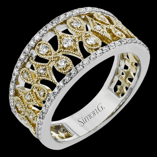 Right Hand Ring in 18k Gold with Diamonds