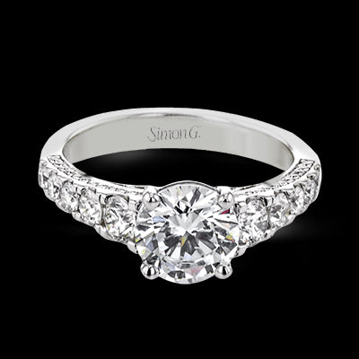 Engagement Ring in 18k Gold with Diamonds