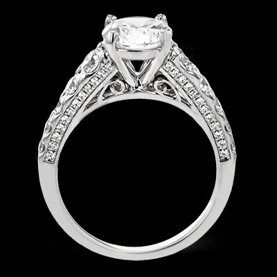 Engagement Ring in 18k Gold with Diamonds