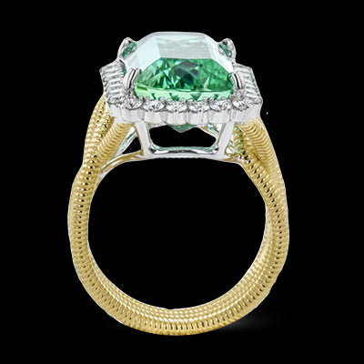 Color Ring in 18k Gold with Diamonds