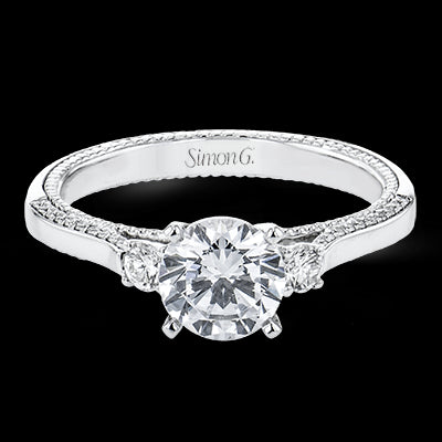 Engagement Ring in 18k Gold with Diamonds