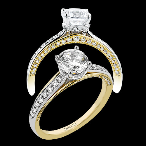Engagement Ring in 18k Gold with Diamonds