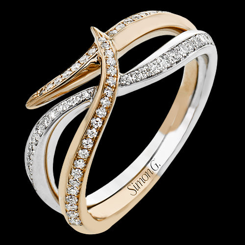Right Hand Ring in 18k Gold with Diamonds