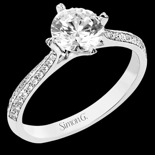 Engagement Ring in 18k Gold with Diamonds