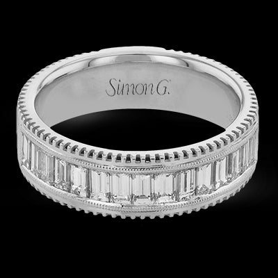 Right Hand Ring in 18k Gold