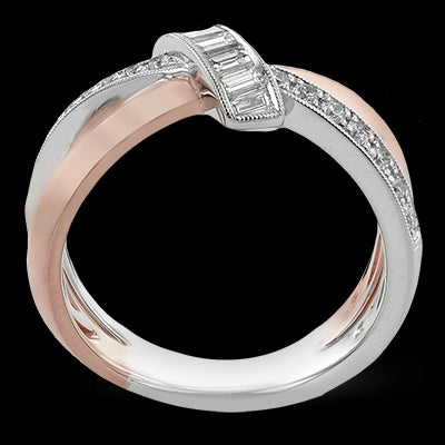 Right Hand Ring in 18k Gold with Diamonds