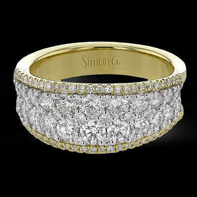 Right Hand Ring in 18k Gold with Diamonds