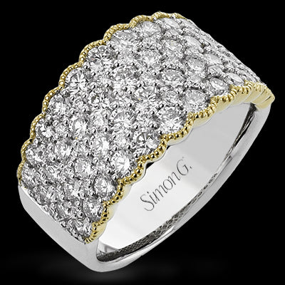 Right Hand Ring in 18k Gold with Diamonds