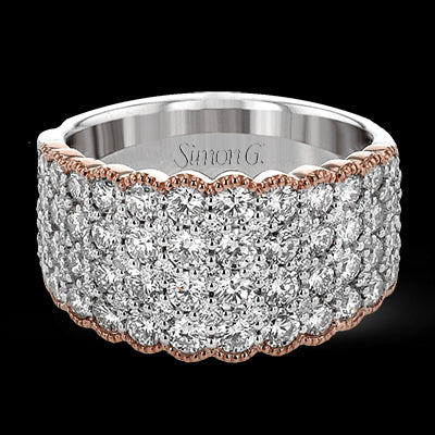 Right Hand Ring in 18k Gold with Diamonds