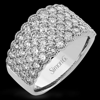 Right Hand Ring in 18k Gold with Diamonds