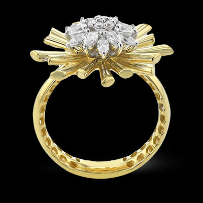Right Hand Ring in 18k Gold with Diamonds