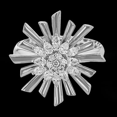 Right Hand Ring in 18k Gold with Diamonds