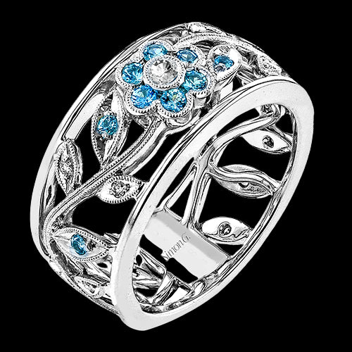 Color Ring in 18k Gold with Diamonds