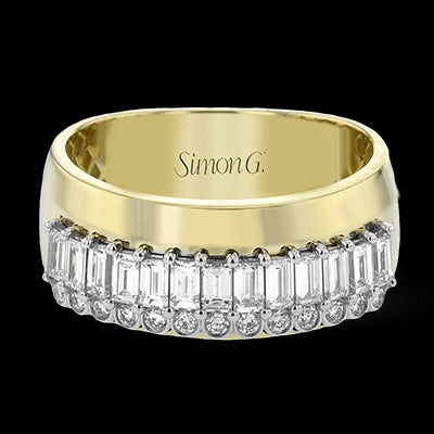 Right Hand Ring in 18k Gold with Diamonds