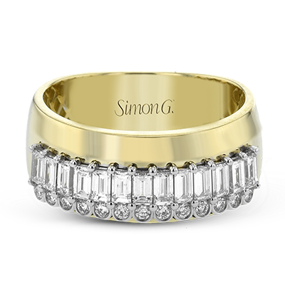 Right Hand Ring in 18k Gold with Diamonds