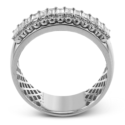 Right Hand Ring in 18k Gold with Diamonds