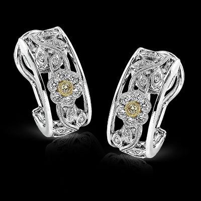 Earring in 18k Gold with Diamonds