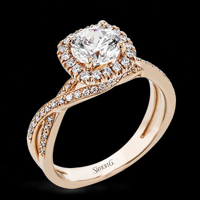 Engagement Ring in 18k Gold with Diamonds