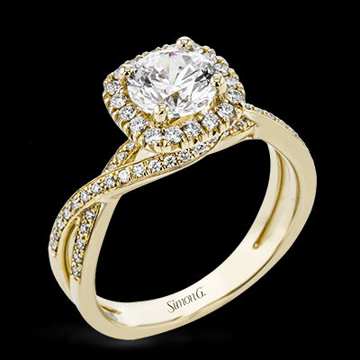 Engagement Ring in 18k Gold with Diamonds