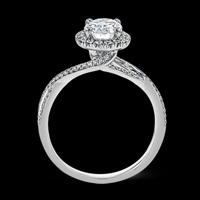 Engagement Ring in 18k Gold with Diamonds