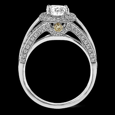 Engagement Ring in 18k Gold with Diamonds