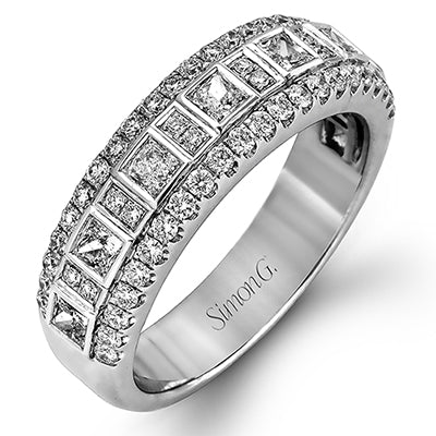 Anniversary Ring in 18k Gold with Diamonds