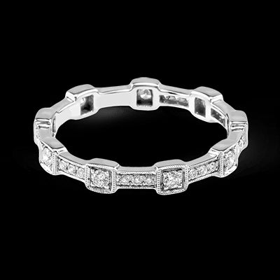 Right Hand Ring in 18k Gold with Diamonds