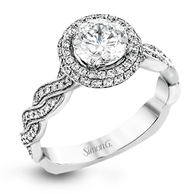 Engagement Ring in 18k Gold with Diamonds