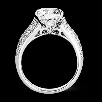 Engagement Ring in 18k Gold