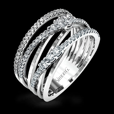 Right Hand Ring in 18k Gold with Diamonds