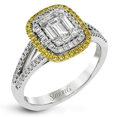 Right Hand Ring in 18k Gold with Diamonds