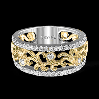 Right Hand Ring in 18k Gold with Diamonds