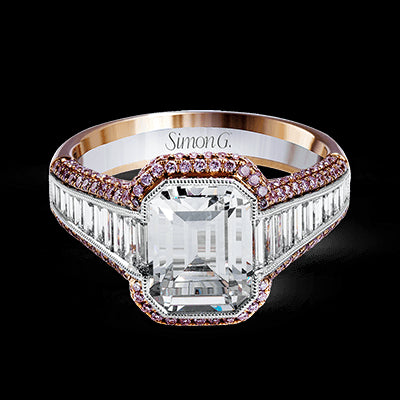 Engagement Ring in 18k Gold