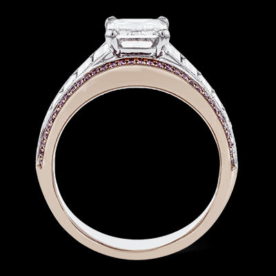 Engagement Ring in 18k Gold