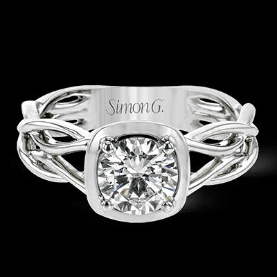 Engagement Ring in 18k Gold